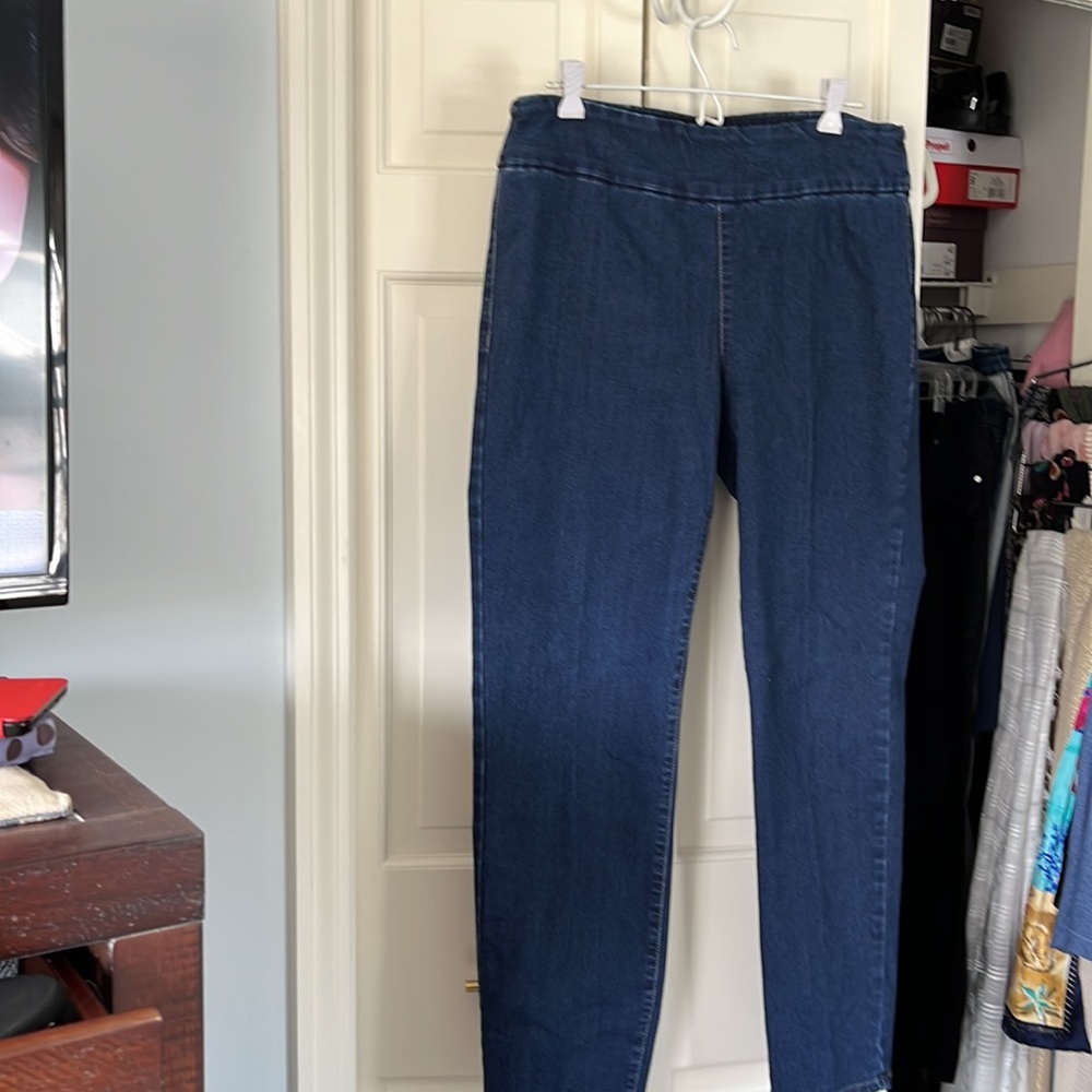 Straight leg stretch jeans
